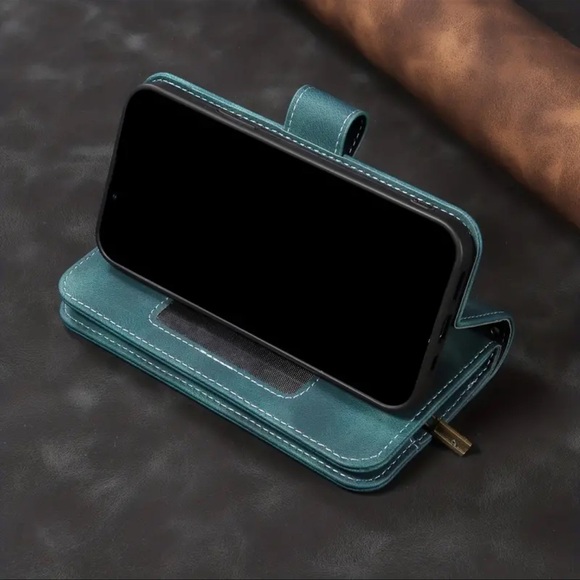 New- IPhone 15 pro wallet/phone case, faux leather brown or black - Picture 8 of 8